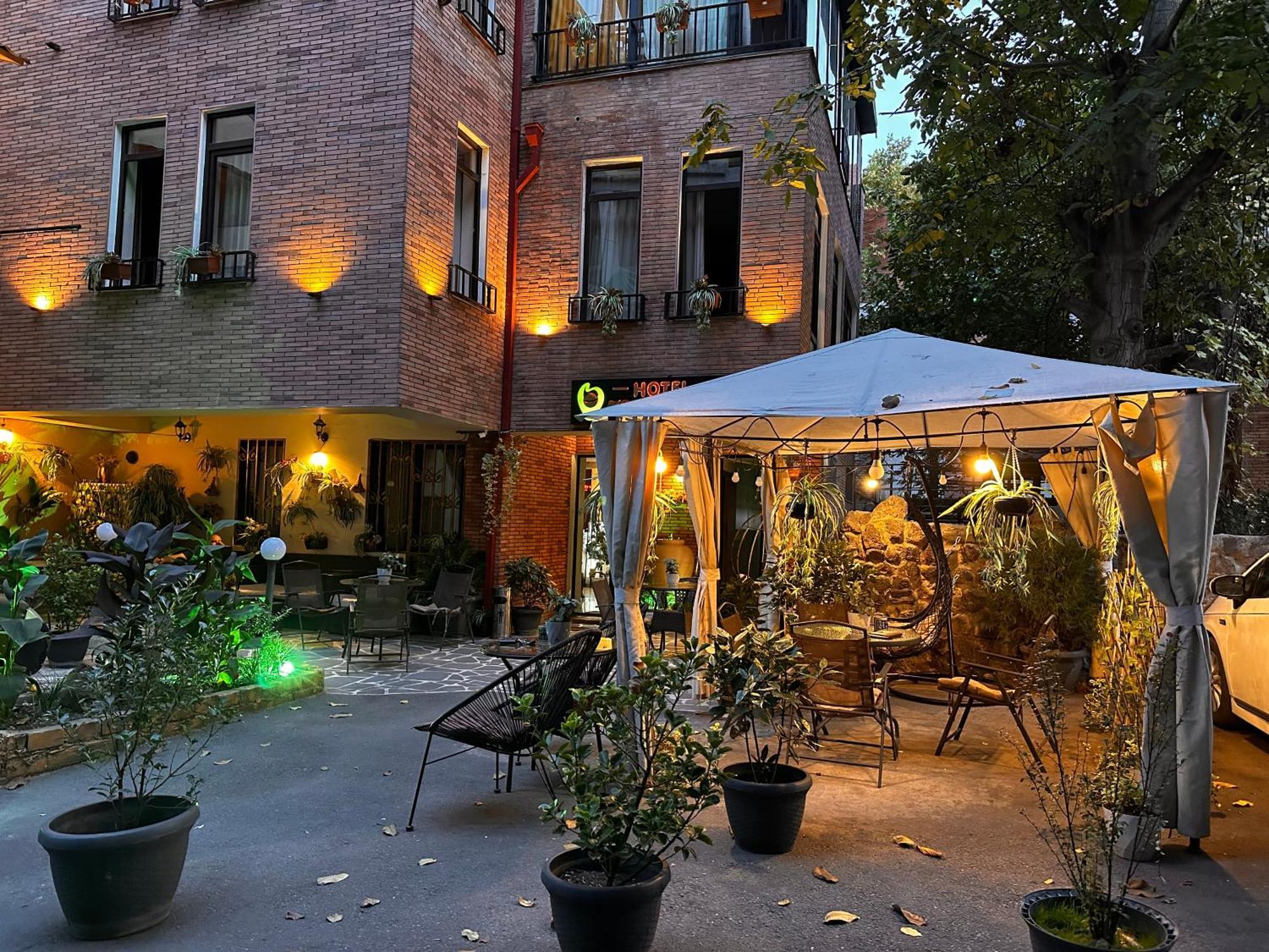 Terrace Tbilisi Center Hotel Eksteriør billede